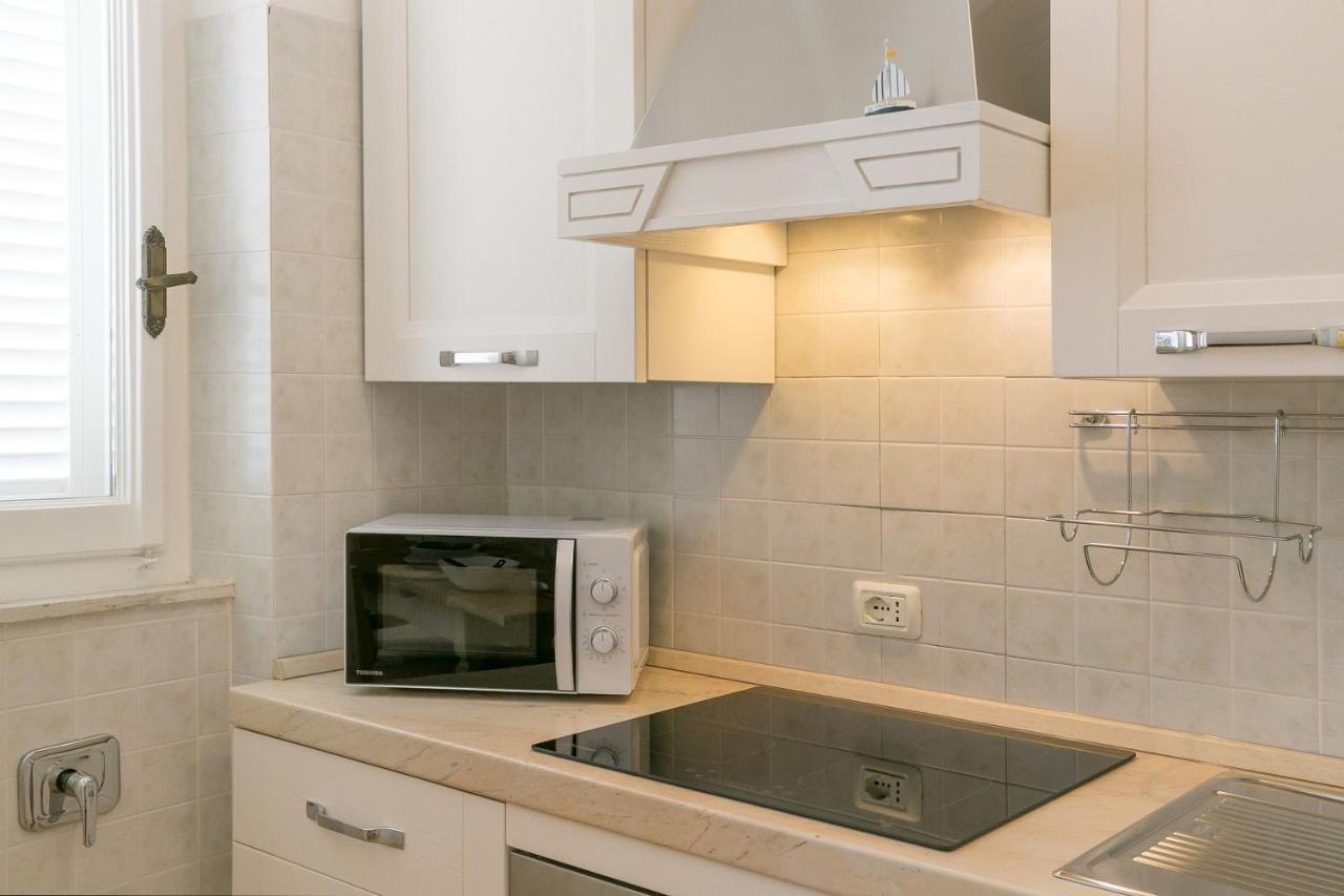 Brezza Marina Apartment San Vincenzo Eksteriør billede