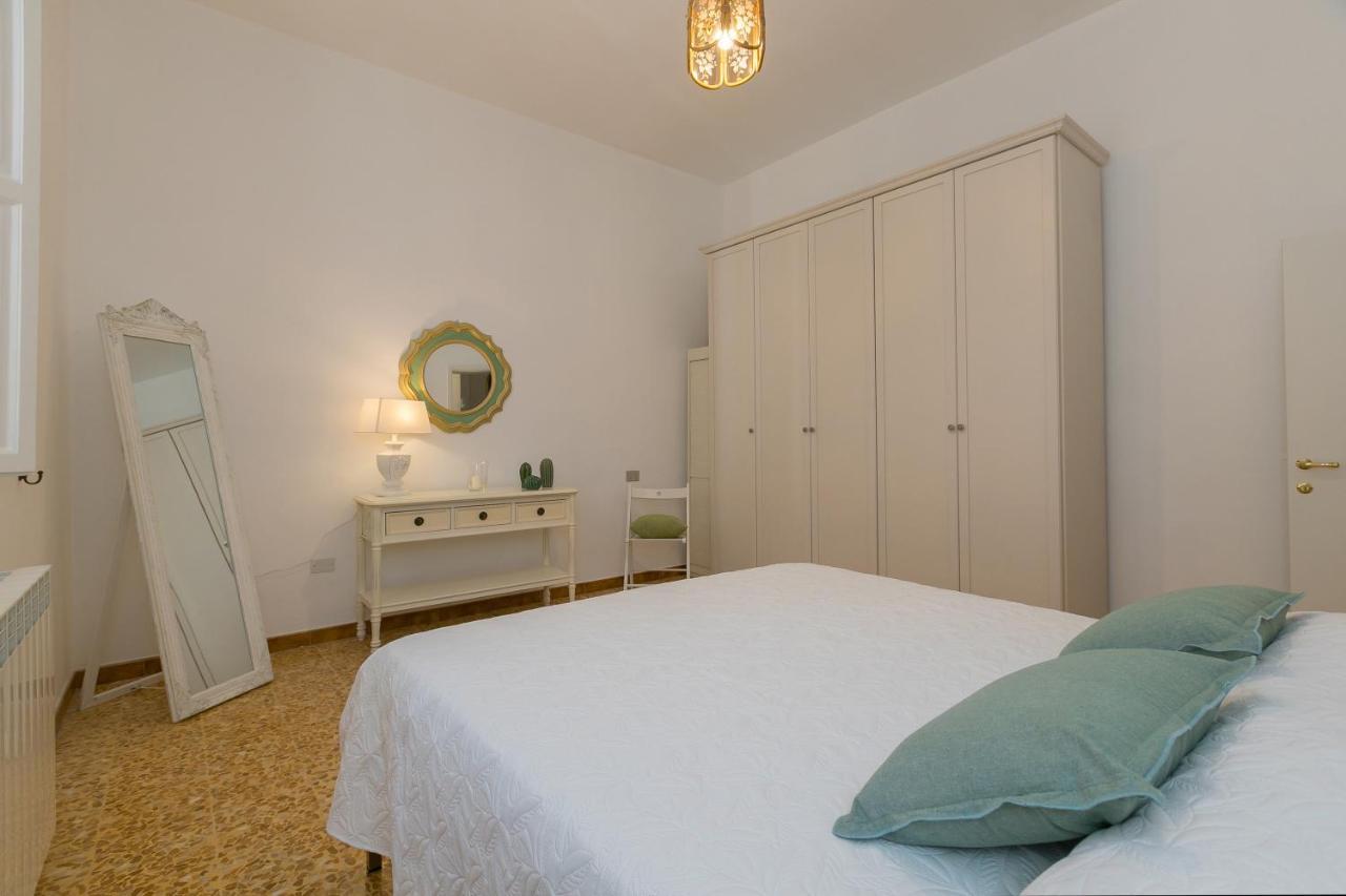 Brezza Marina Apartment San Vincenzo Eksteriør billede
